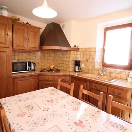 Holiday home Labesserette, 3 Pieces, 4 Personnes - Fr-1-742-248 Labesserette